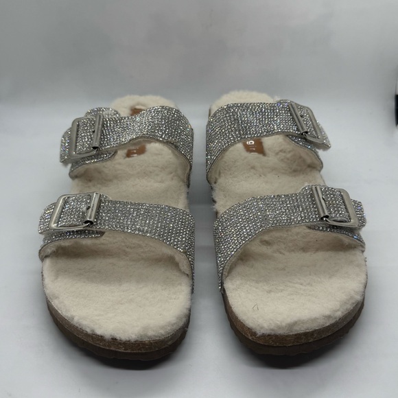 Madden Girl Brandorf Rhinestone Slip on Sandals Bling Faux Fur Lined Size 8.5 - Picture 3 of 10